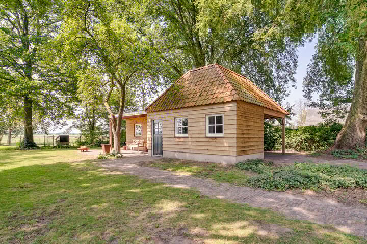 Photo 52 of Landrop 21