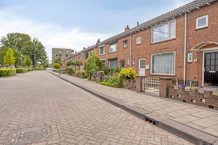 Foto 23 van Bloemenoordplein 22