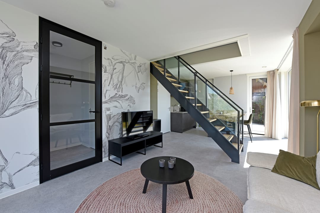 Photo 2 of Lampsinsdijk 8-099