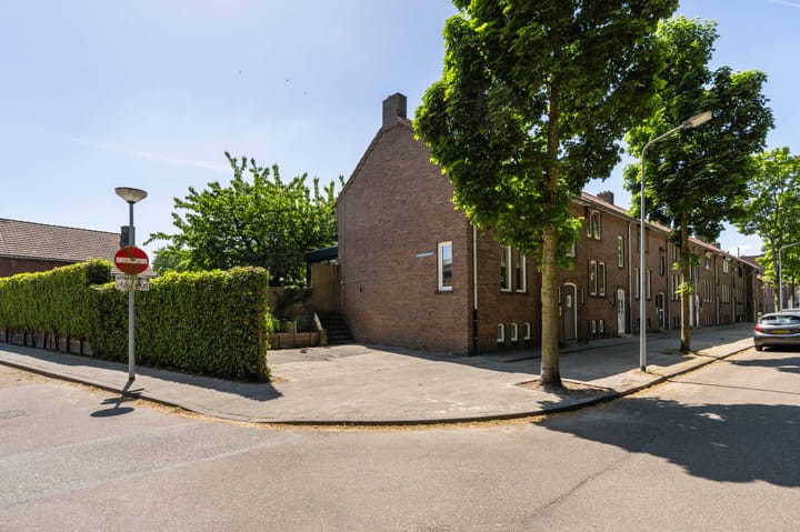 Foto 50 van Regentesselaan 26