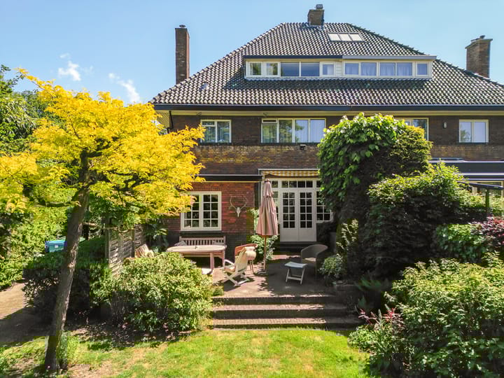 Foto 2 van Bloemcamplaan 6