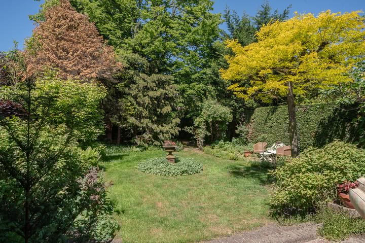 Foto 11 van Bloemcamplaan 6