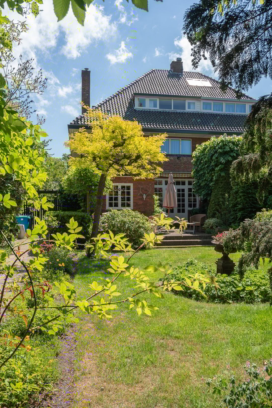 Photo 13 of Bloemcamplaan 6