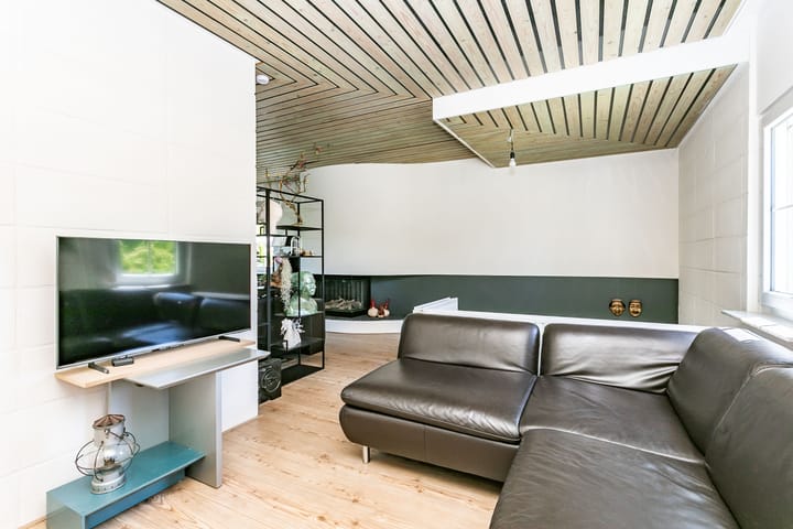 Photo 2 of Nieuwenhofstraat 5