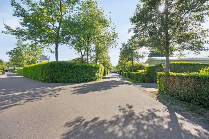 Foto 2 van Buitenhuizerweg 2-25