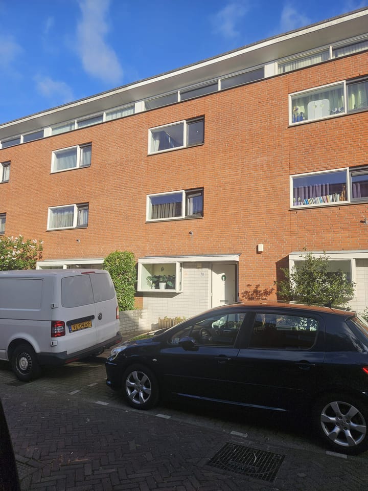 Dalfsenstraat 18