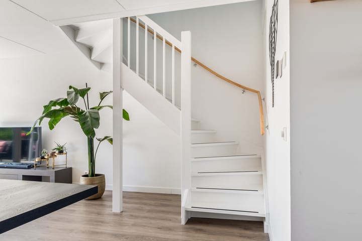 Foto 17 van Purperreiger 35