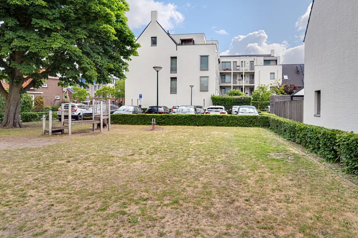 Foto 27 van Sluisstraat 81