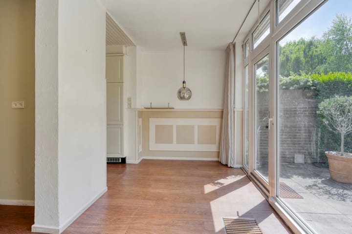 Foto 10 van Huisduinenstraat 19