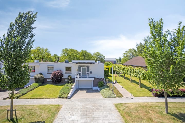 Foto 1 van Iepenlaan 18