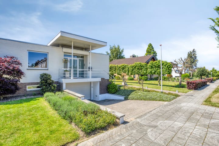 Foto 8 van Iepenlaan 18