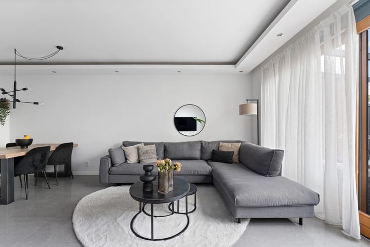 Foto 8 van van Baerlestraat 247