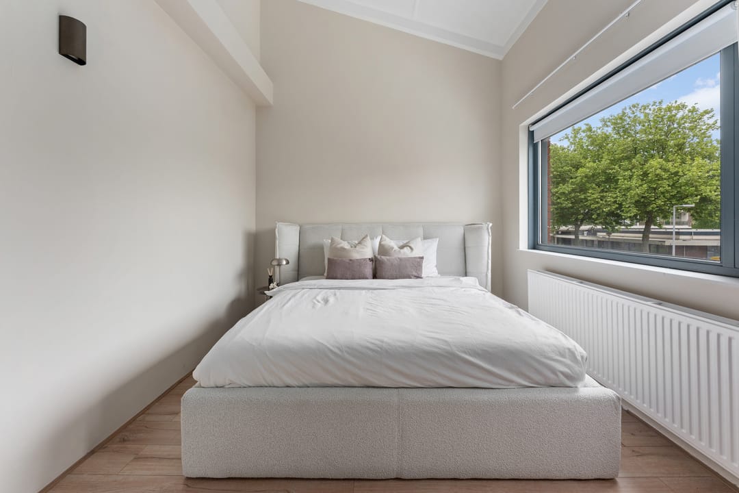 Foto 28 van van Baerlestraat 247