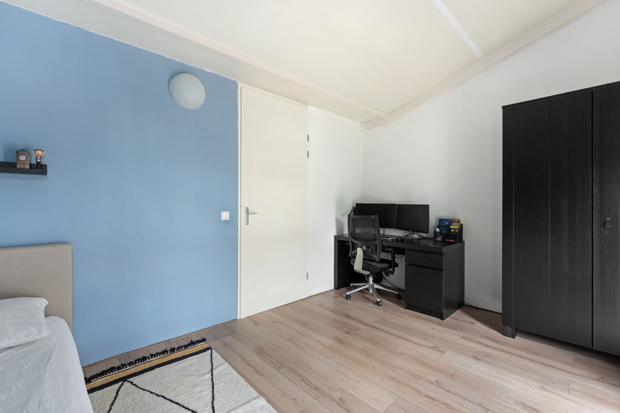 Foto 39 van van Baerlestraat 247