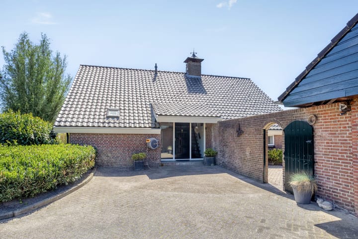 Foto 45 van Provincialeweg 133-A