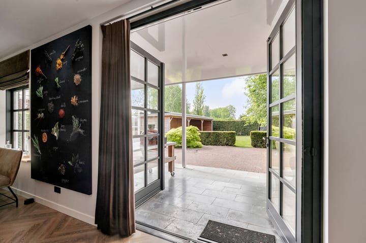 Foto 13 van Luitenantstraat 12