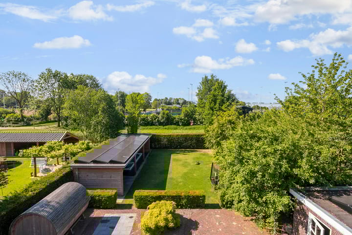 Foto 36 van Luitenantstraat 12