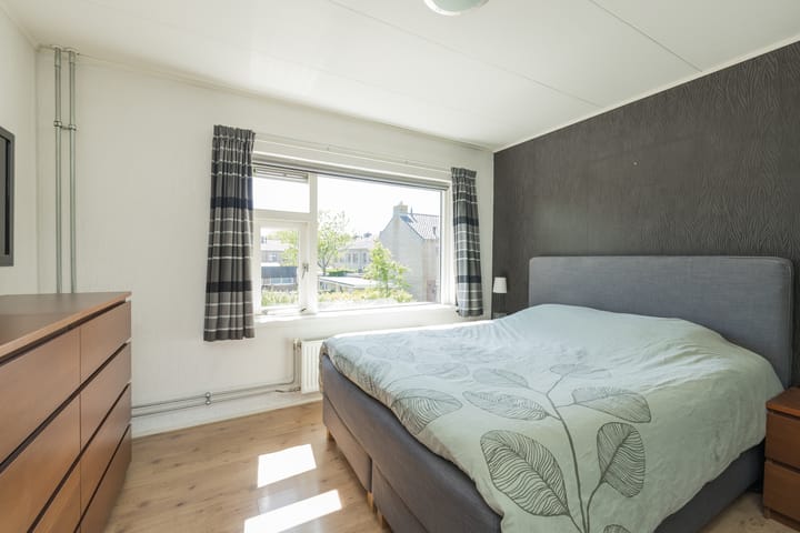 Foto 38 van Neptunusstraat 9