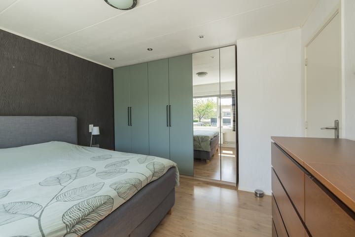 Foto 40 van Neptunusstraat 9