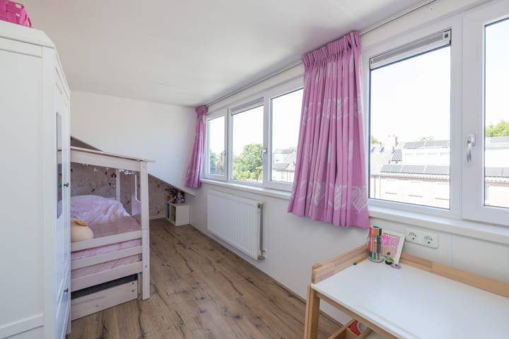 Foto 45 van Neptunusstraat 9