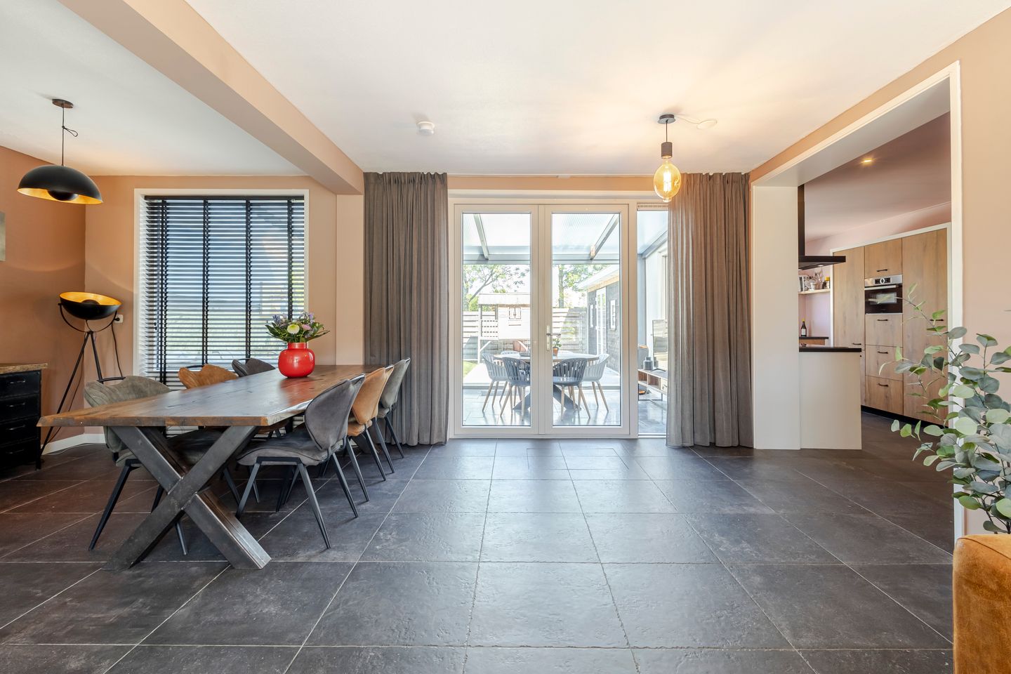 Foto 19 van Hennepstraat 3