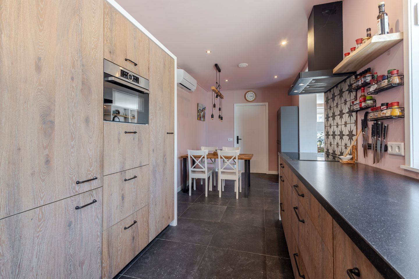 Foto 29 van Hennepstraat 3