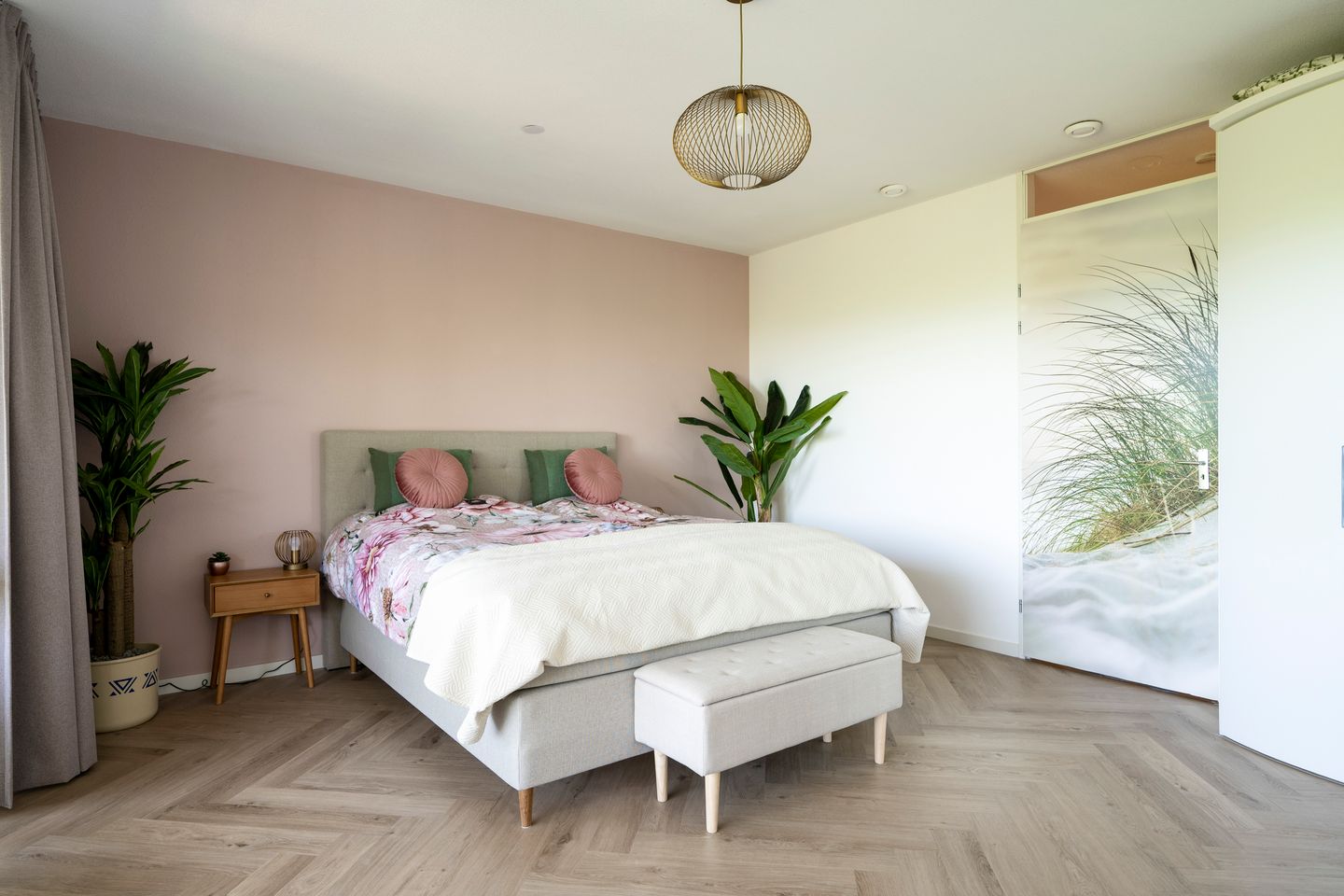 Photo 4 of Schoklandsestraat 28