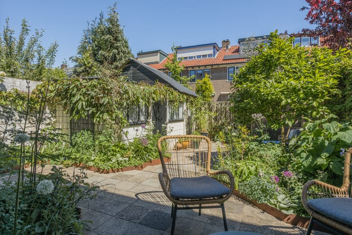 Foto 3 van van Löben Selsstraat 11