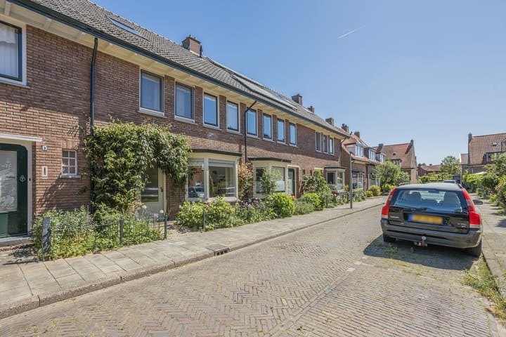 Foto 9 van van Löben Selsstraat 11