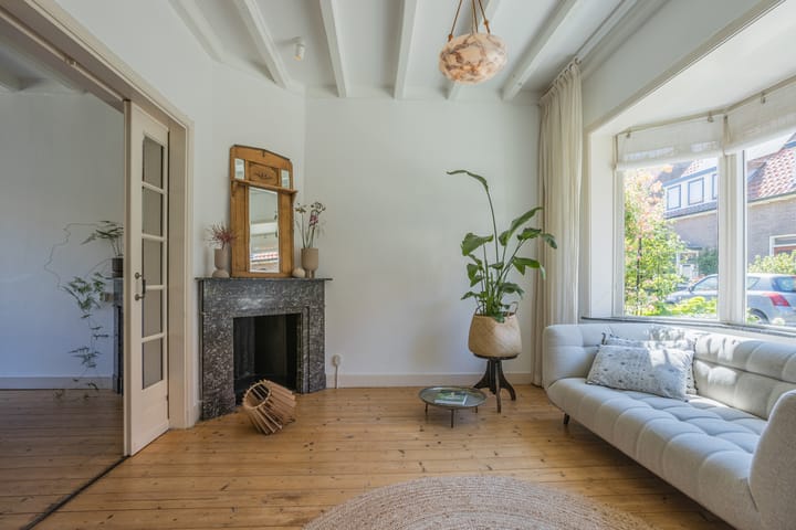 Foto 13 van van Löben Selsstraat 11