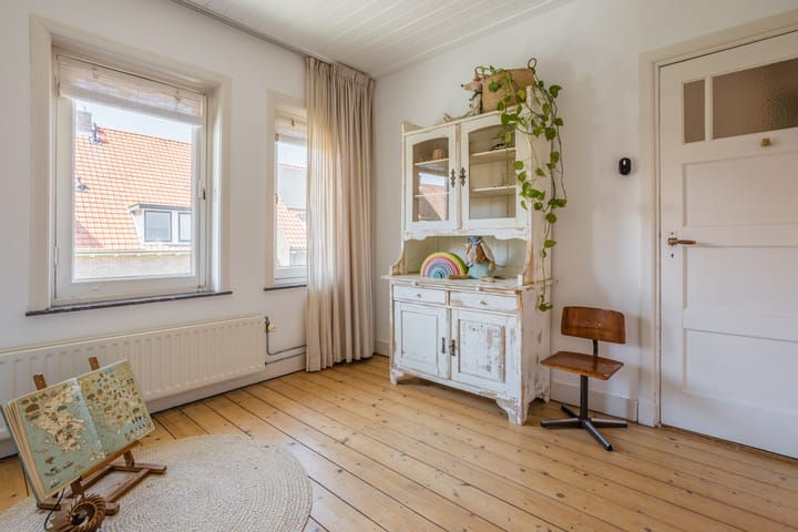 Foto 28 van van Löben Selsstraat 11