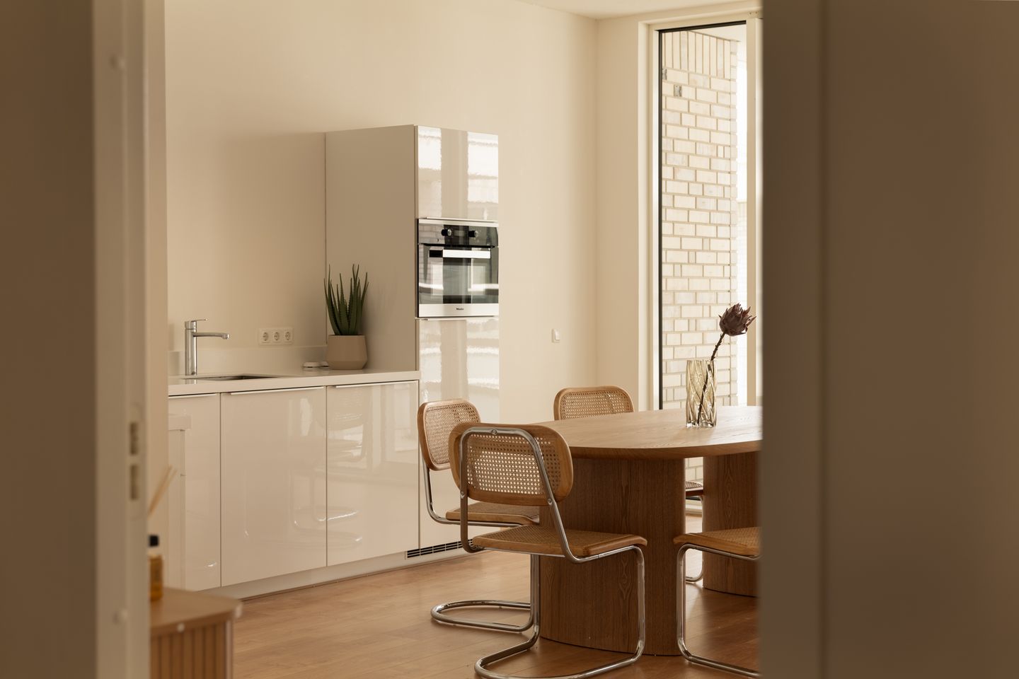 Photo 4 of Leonard Bernsteinstraat 70-A