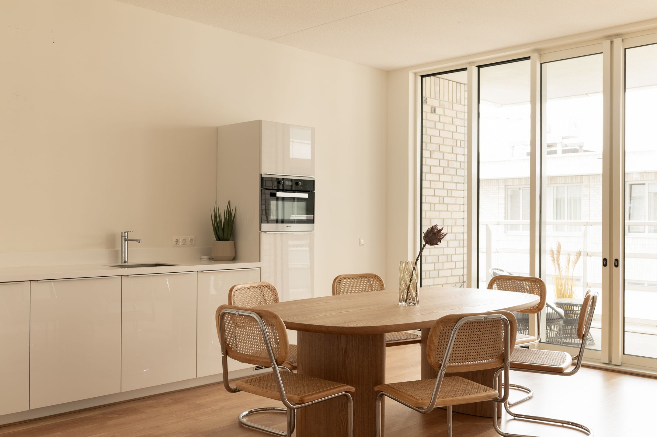 Photo 6 of Leonard Bernsteinstraat 70-A