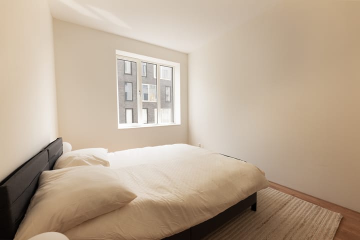 Foto 16 van Leonard Bernsteinstraat 70-A