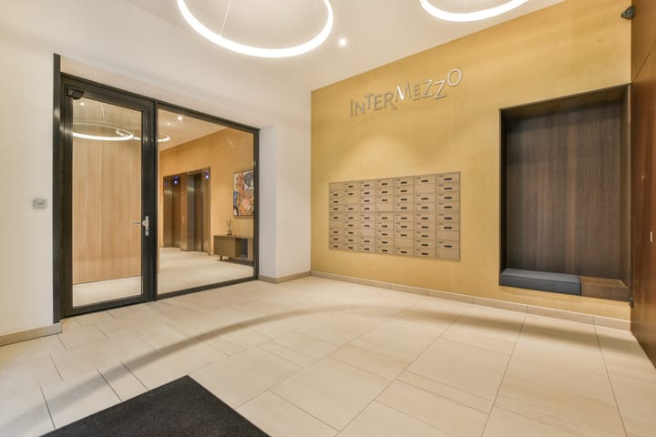 Foto 23 van Leonard Bernsteinstraat 70-A