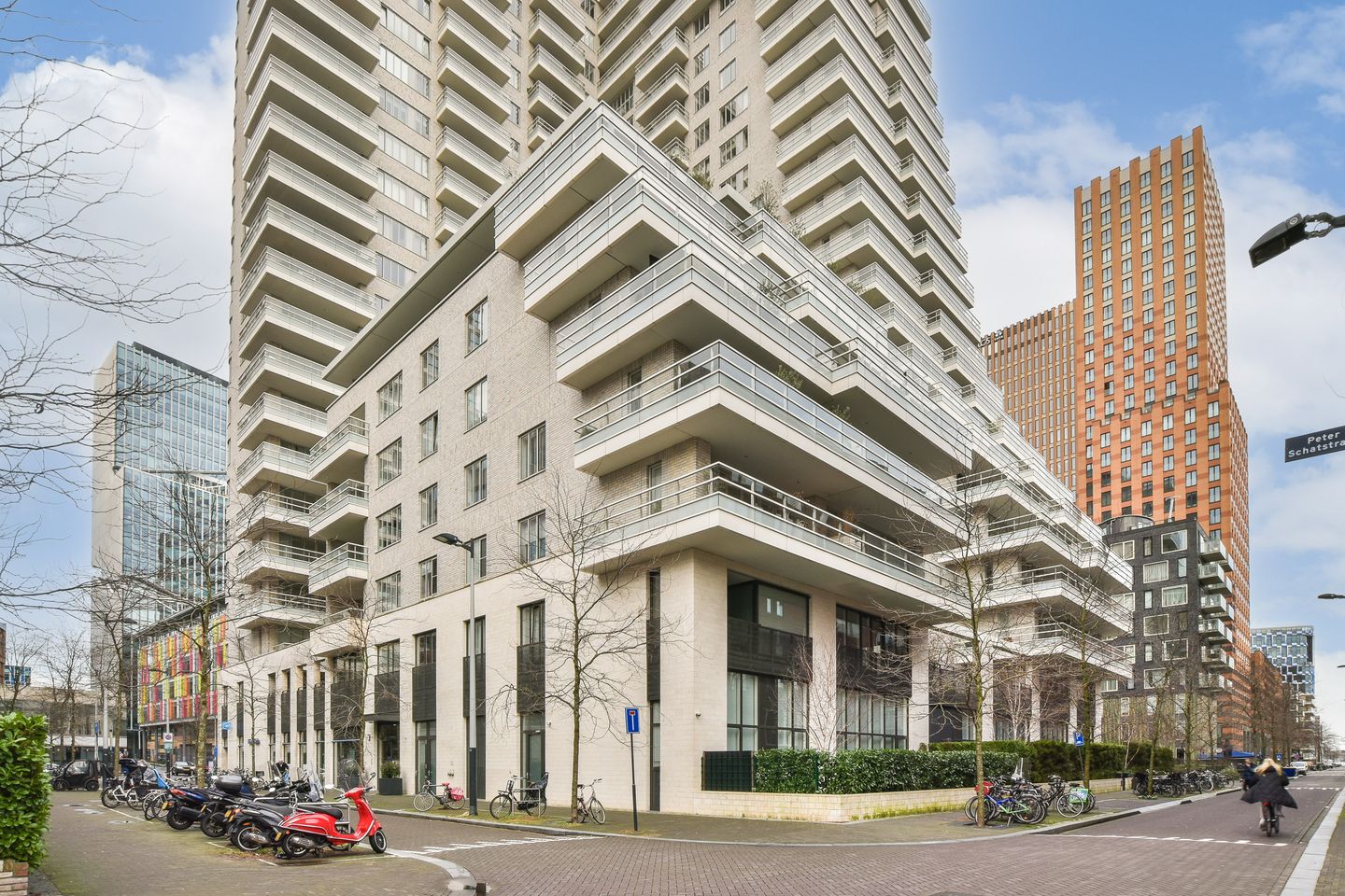 Photo 25 of Leonard Bernsteinstraat 70-A