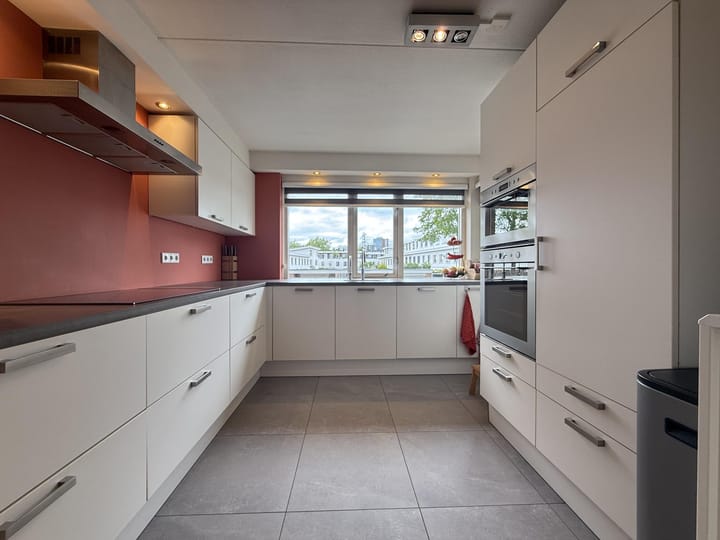 Foto 9 van Waterspin 16