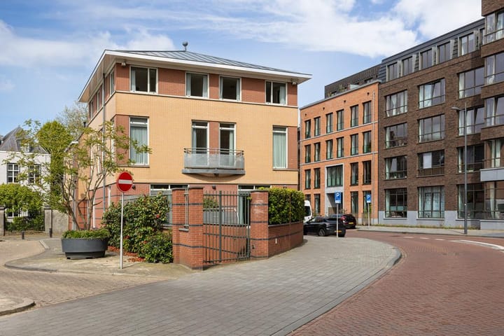 Prins Bernhardstraat 17