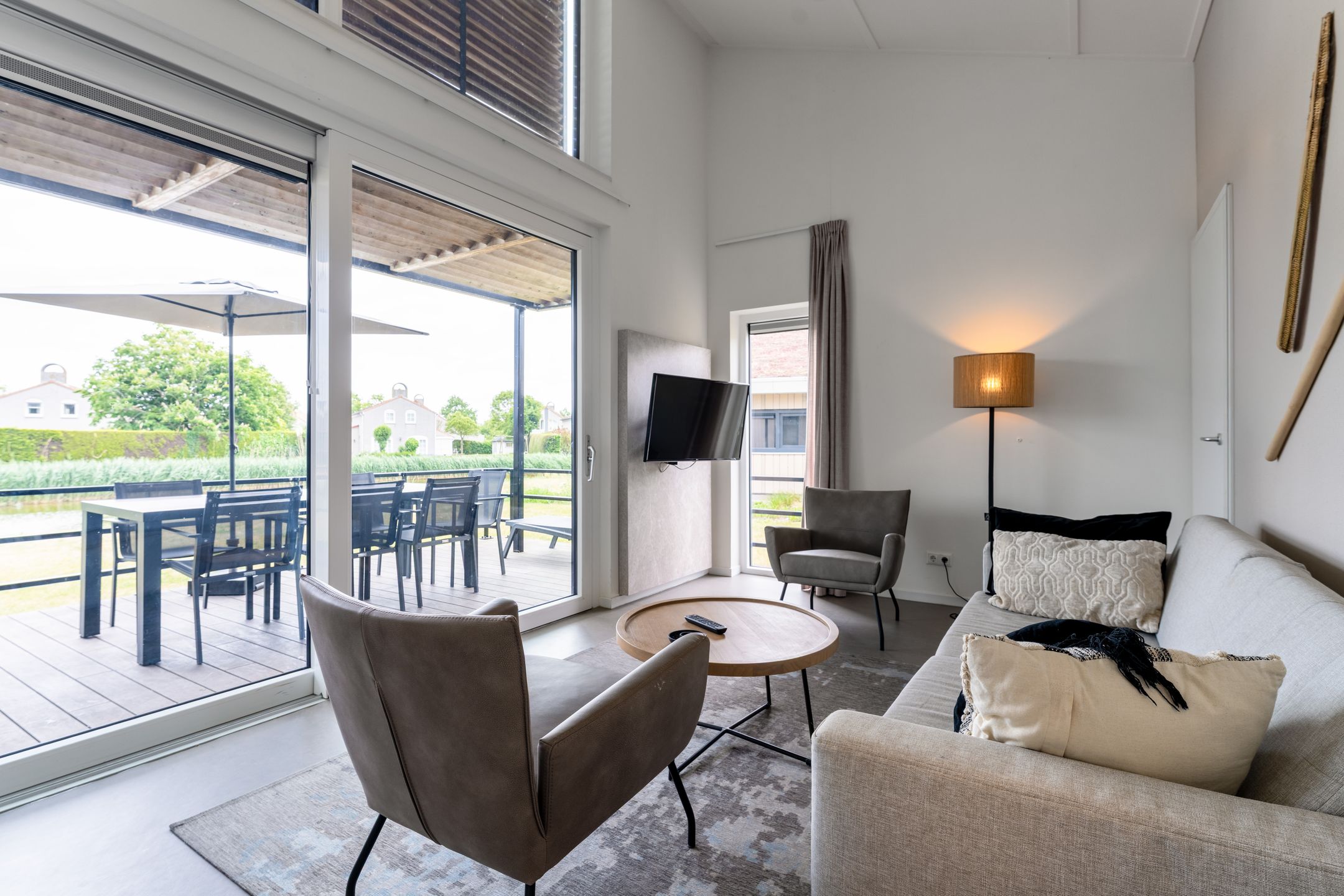 Foto 15 van Nieuwesluisweg 1-A706