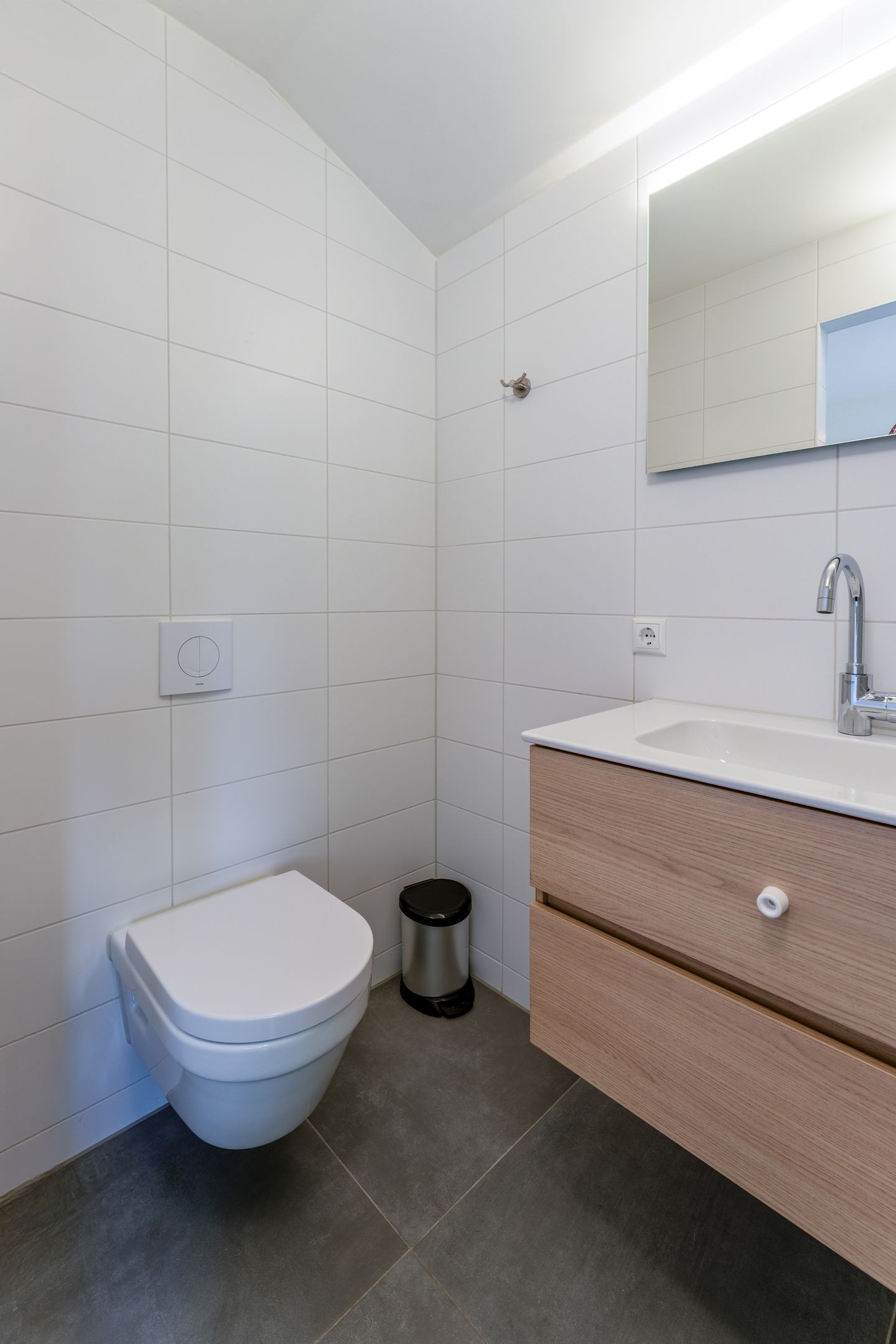 Foto 19 van Nieuwesluisweg 1-A706