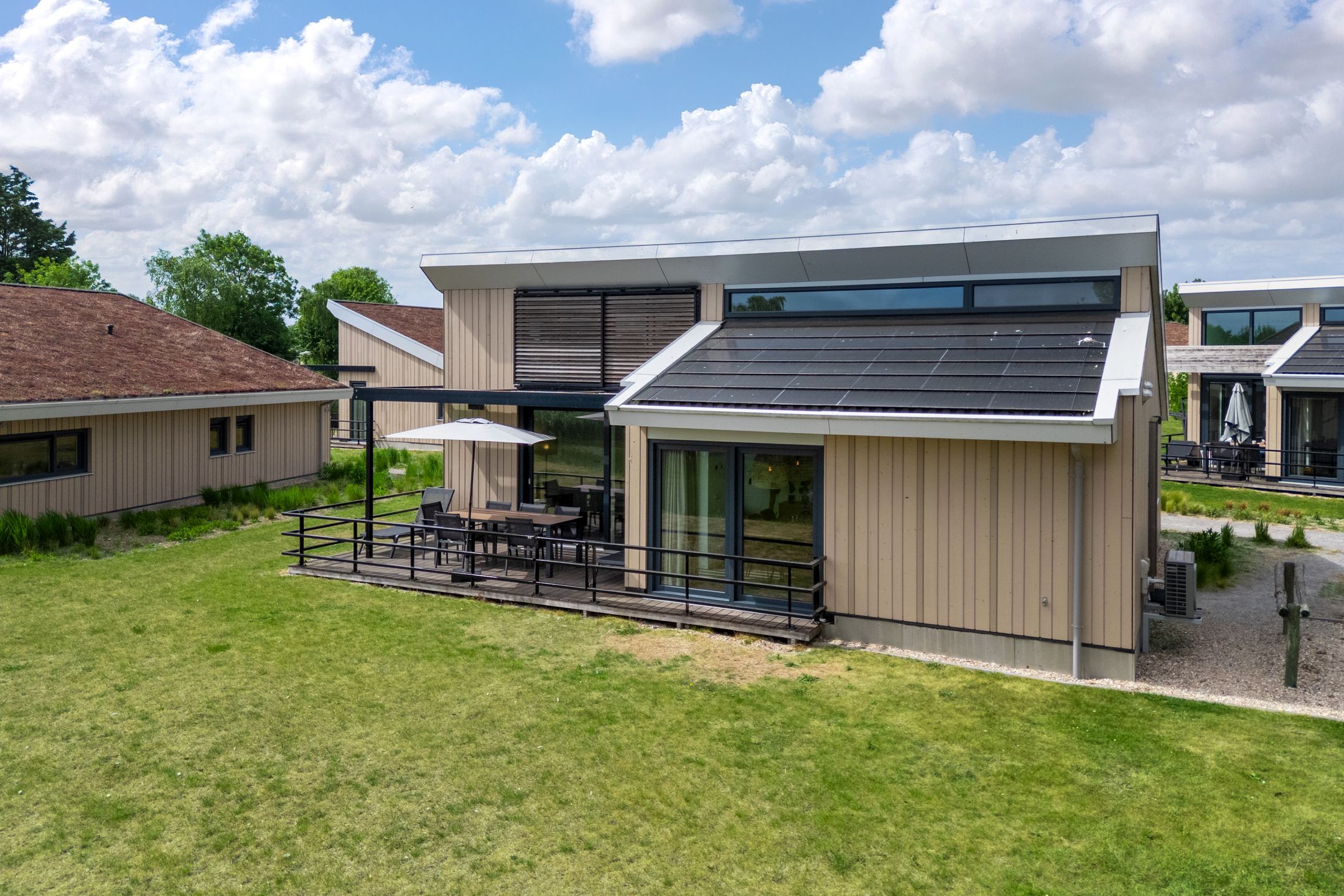 Foto 27 van Nieuwesluisweg 1-A706