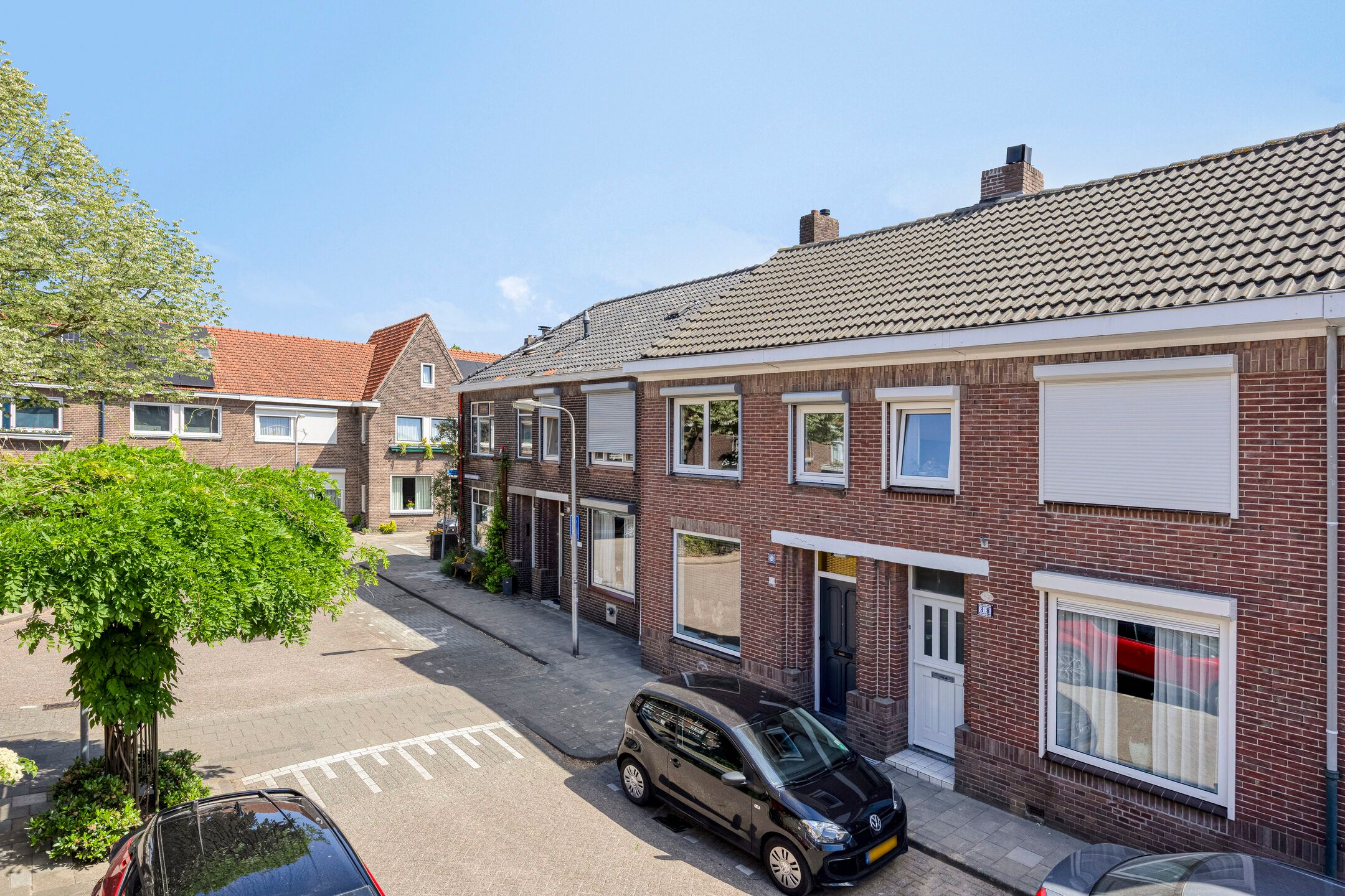 Photo 3 of Abraham Kuijperstraat 36