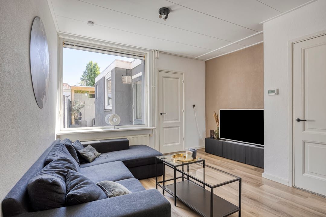 Photo 7 of Abraham Kuijperstraat 36