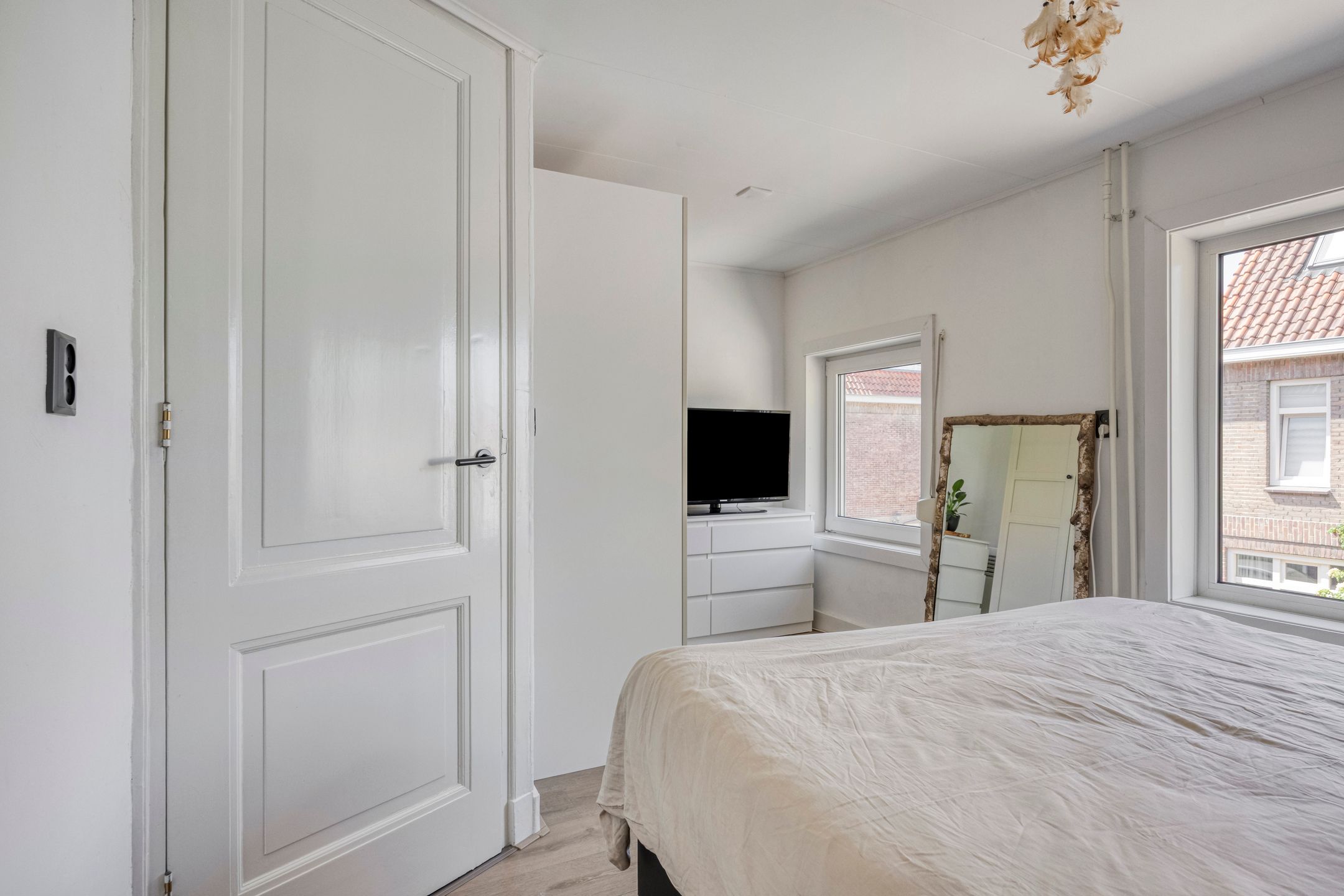 Photo 15 of Abraham Kuijperstraat 36