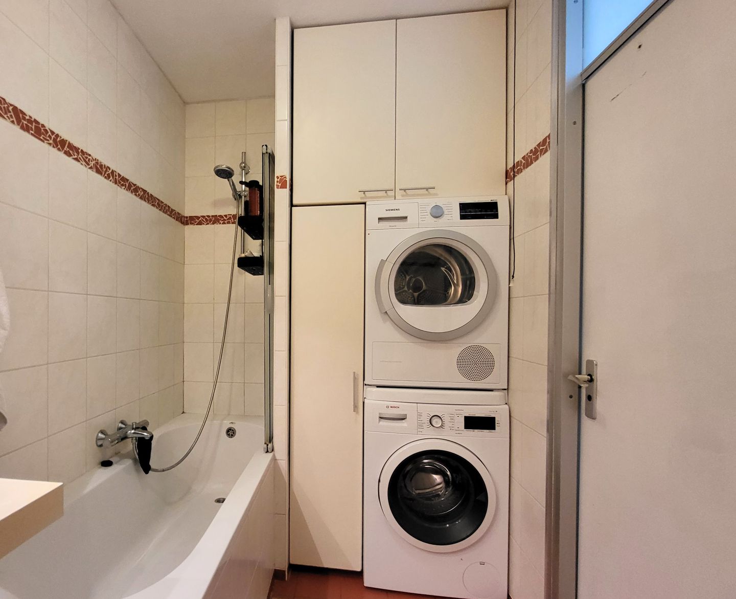 Foto 14 van Boterbloem 75