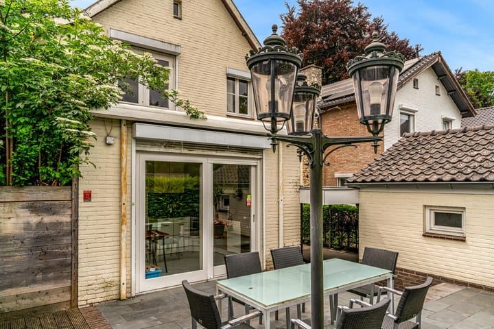 Foto 29 van Prins Bernhardlaan 2