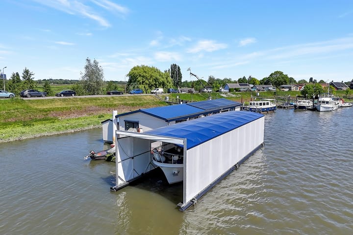 Photo 6 of Molendijk 11-AAB