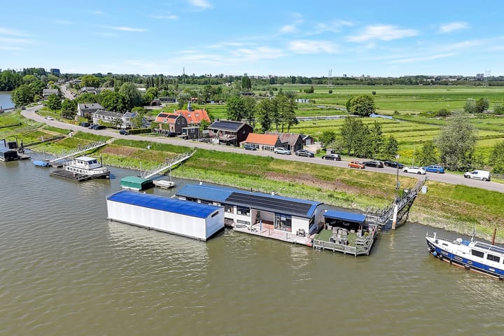 Photo 7 of Molendijk 11-AAB