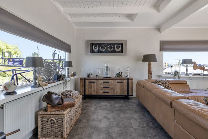 Photo 26 of Molendijk 11-AAB