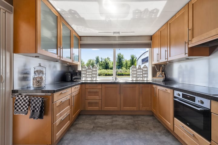 Photo 27 of Molendijk 11-AAB